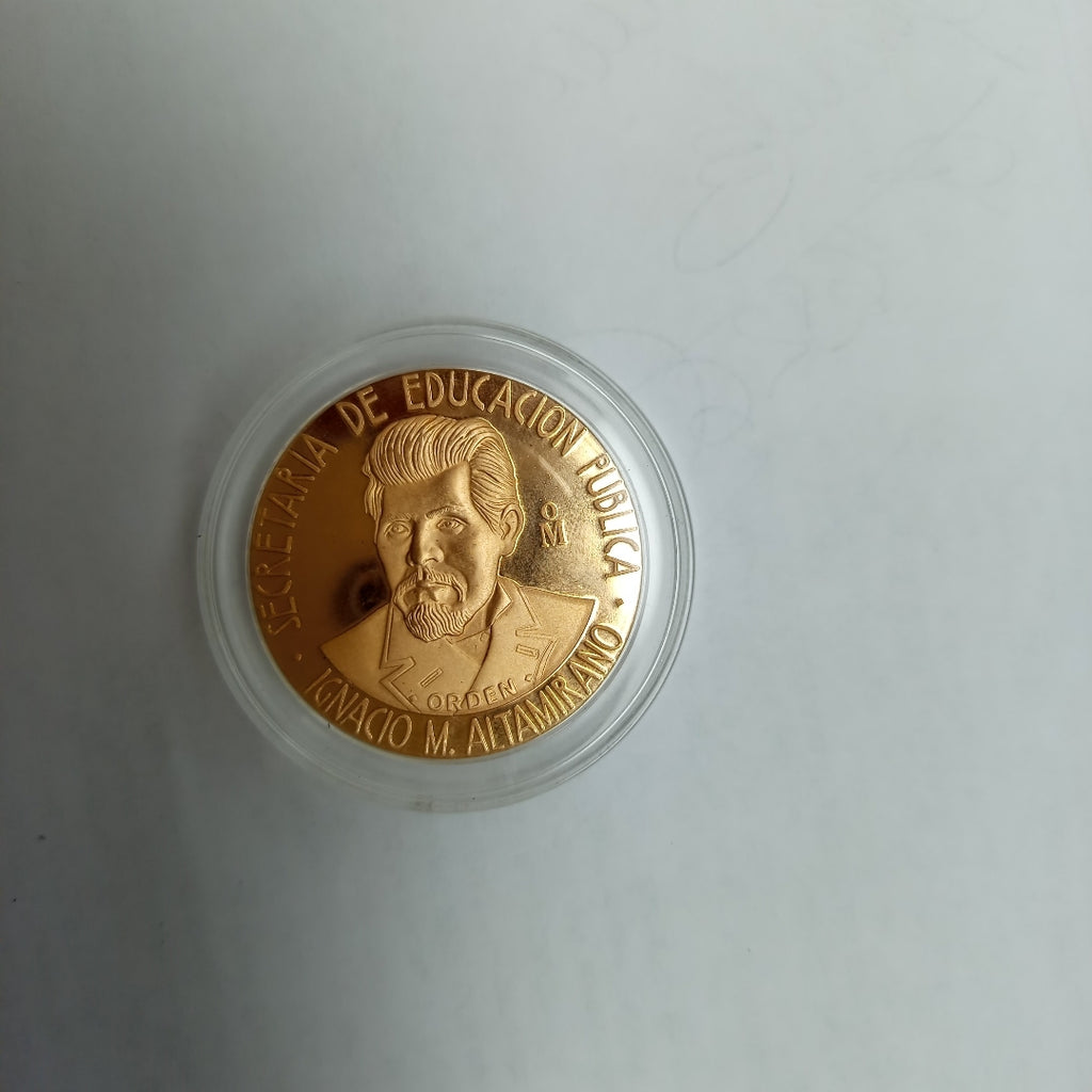 MEDALLA CONMEMORATIVA ORO 21 K 41.9 GRMS (SEMINUEVO)
