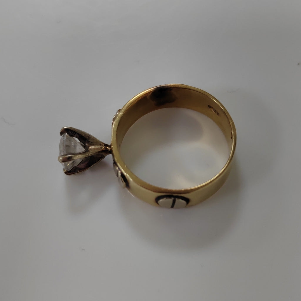 SOLITARIO ORO 14 K 4.8 GRMS (SEMINUEVO)