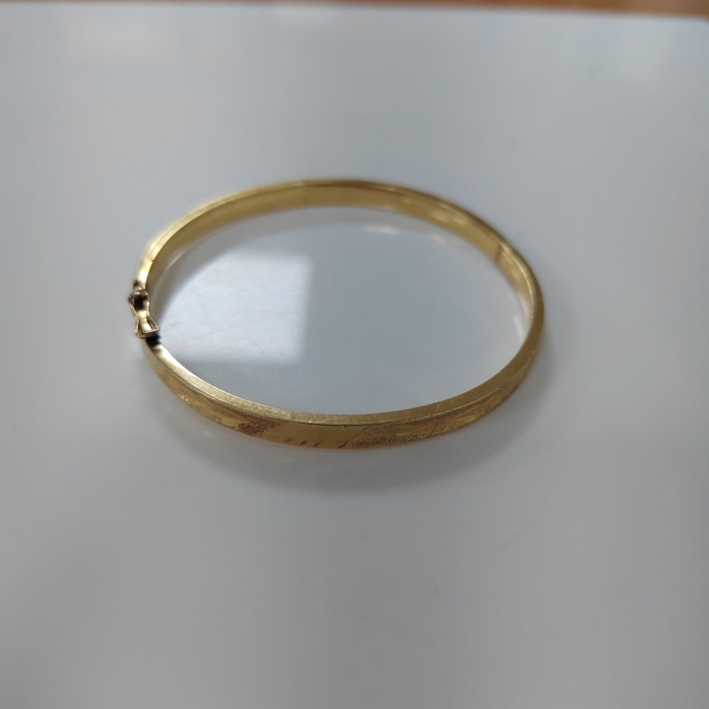 PULSERA RIGIDA ORO 14 K 5.9 GRMS (SEMINUEVO)