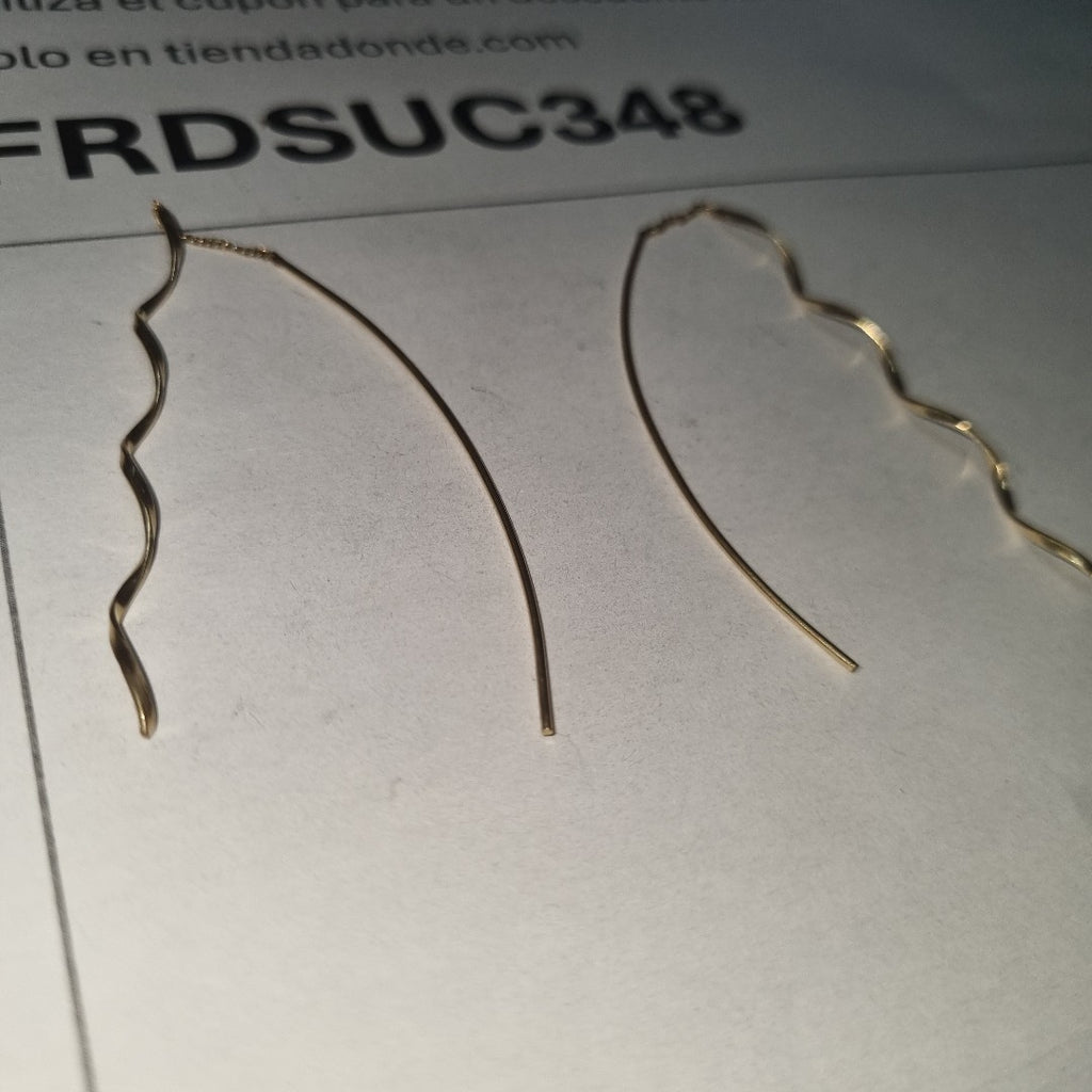ARETES PAR ORO 14 K 1.9 GRMS (SEMINUEVO)