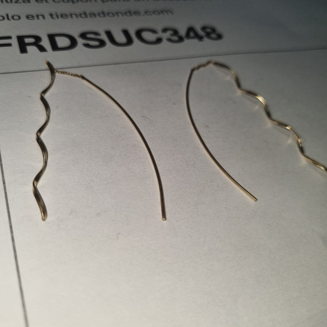 ARETES PAR ORO 14 K 1.9 GRMS (SEMINUEVO)
