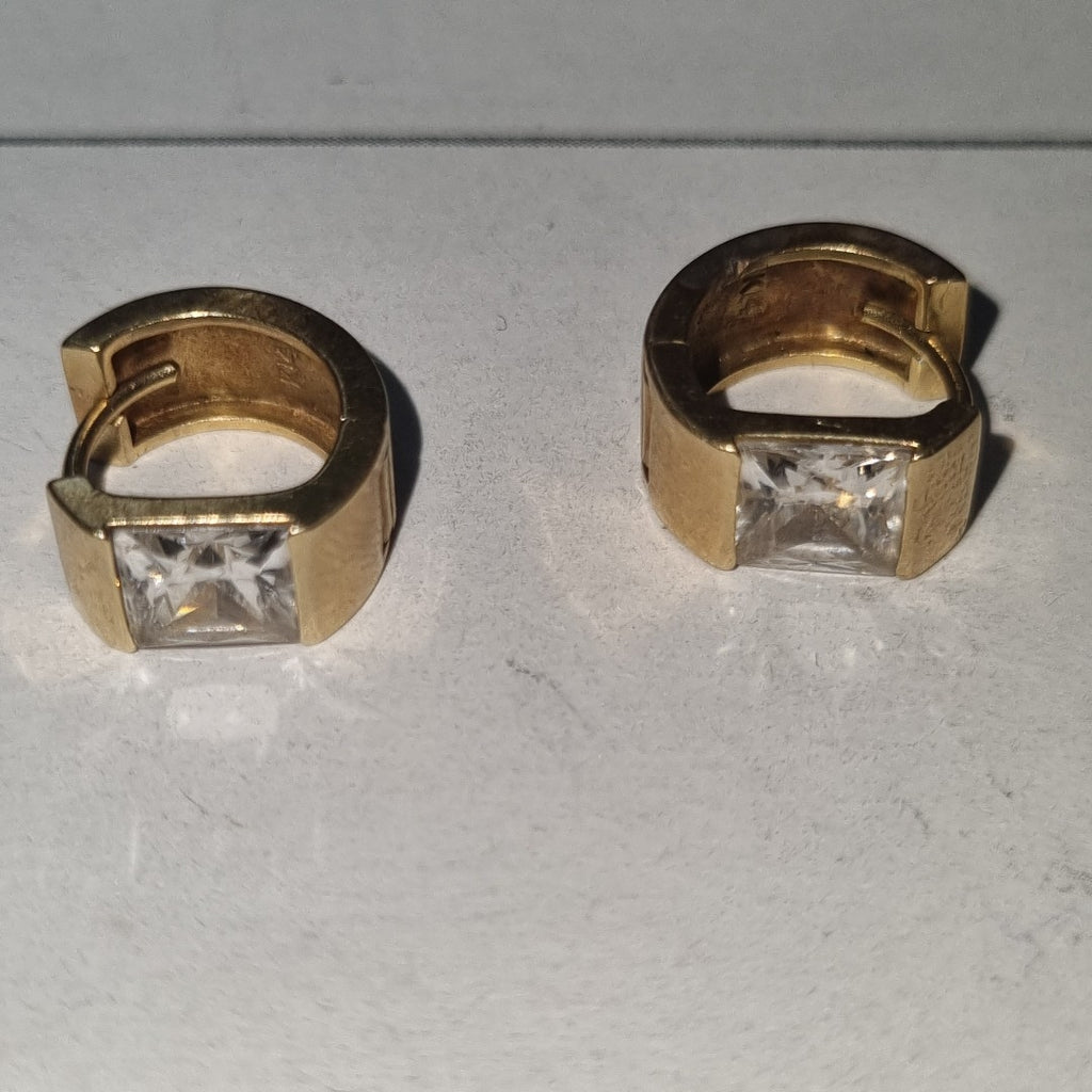 ARRACADAS PAR ORO 14 K 4.8 GRMS (SEMINUEVO)
