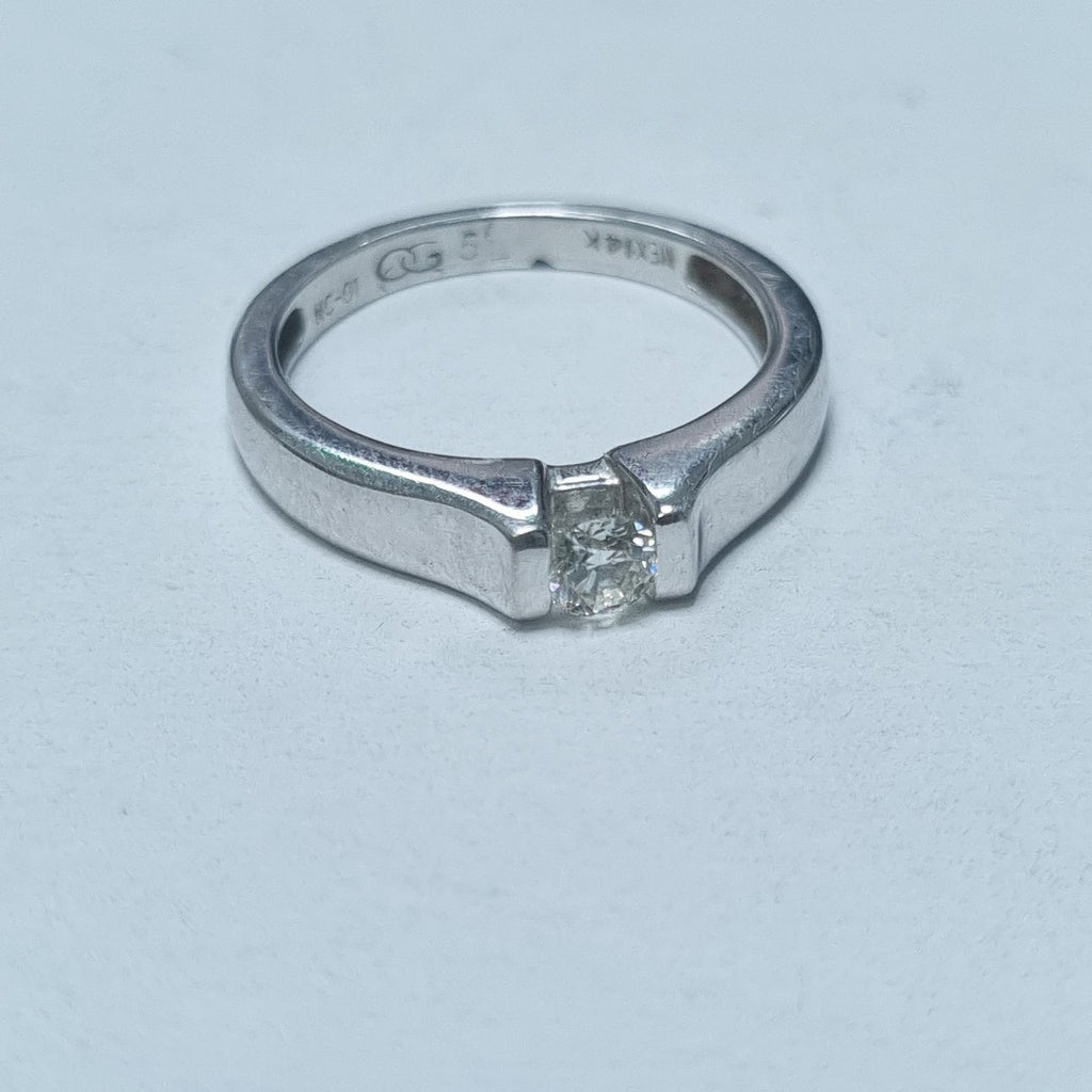ANILLITO ORO BLANCO 14 K 2,90 GRMS (SEMINUEVO)