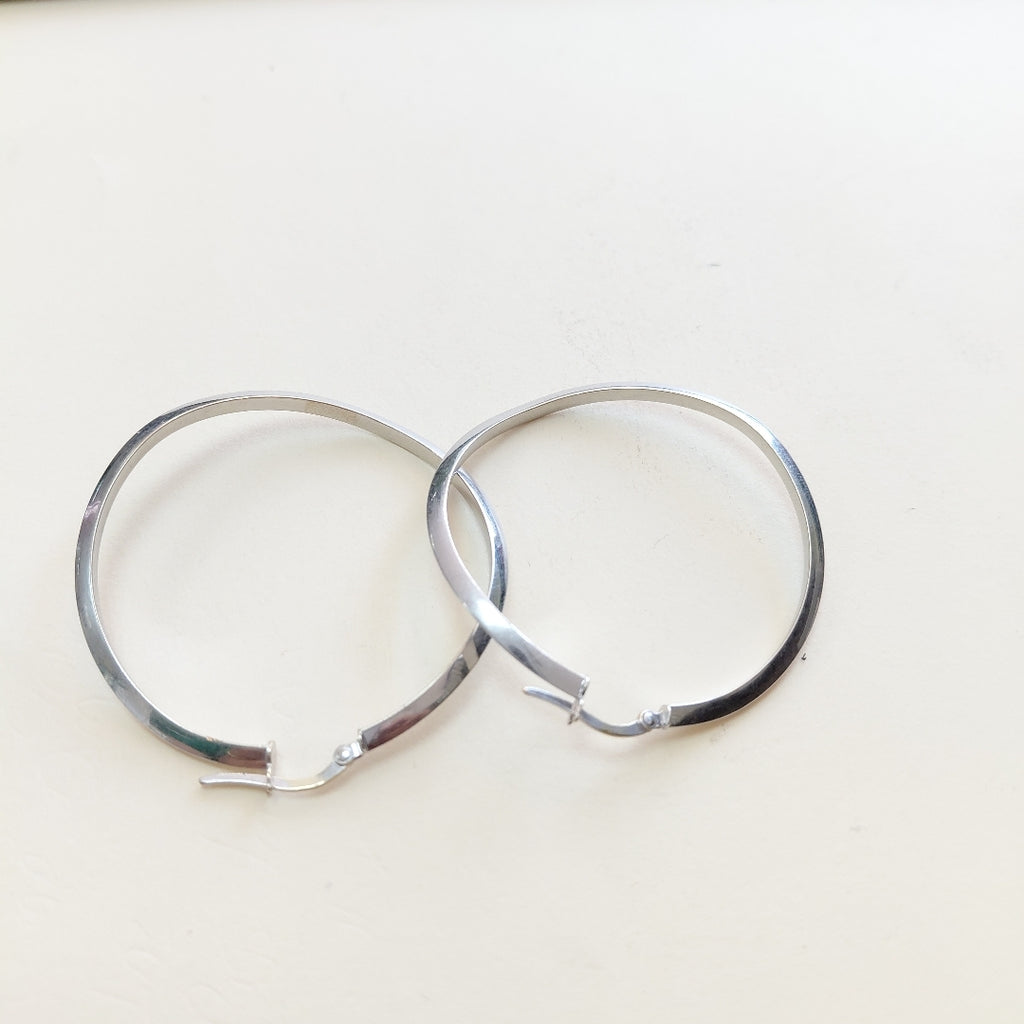 ARRACADAS PAR ORO BLANCO 14 K 4,80 GRMS (SEMINUEVO)