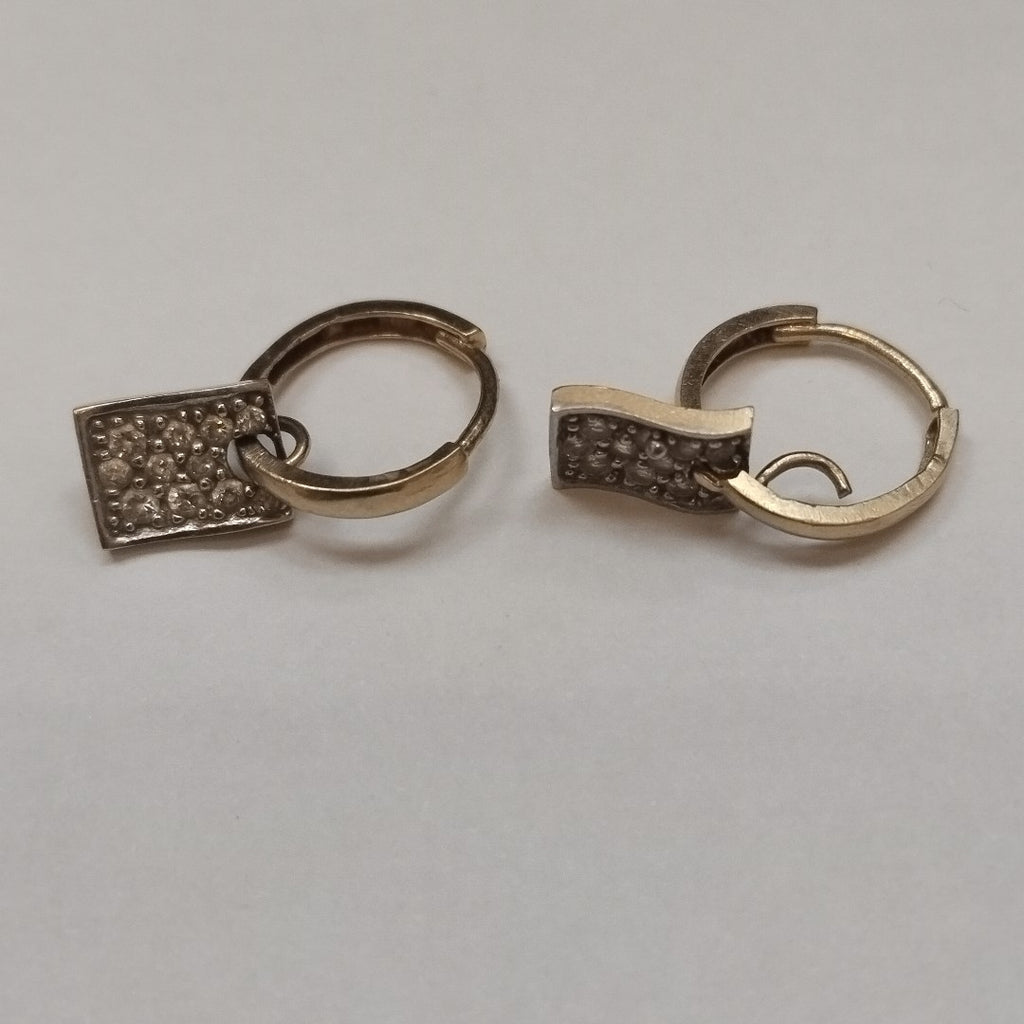 ARRACADAS PAR ORO 14 K 2.2 GRMS (SEMINUEVO)