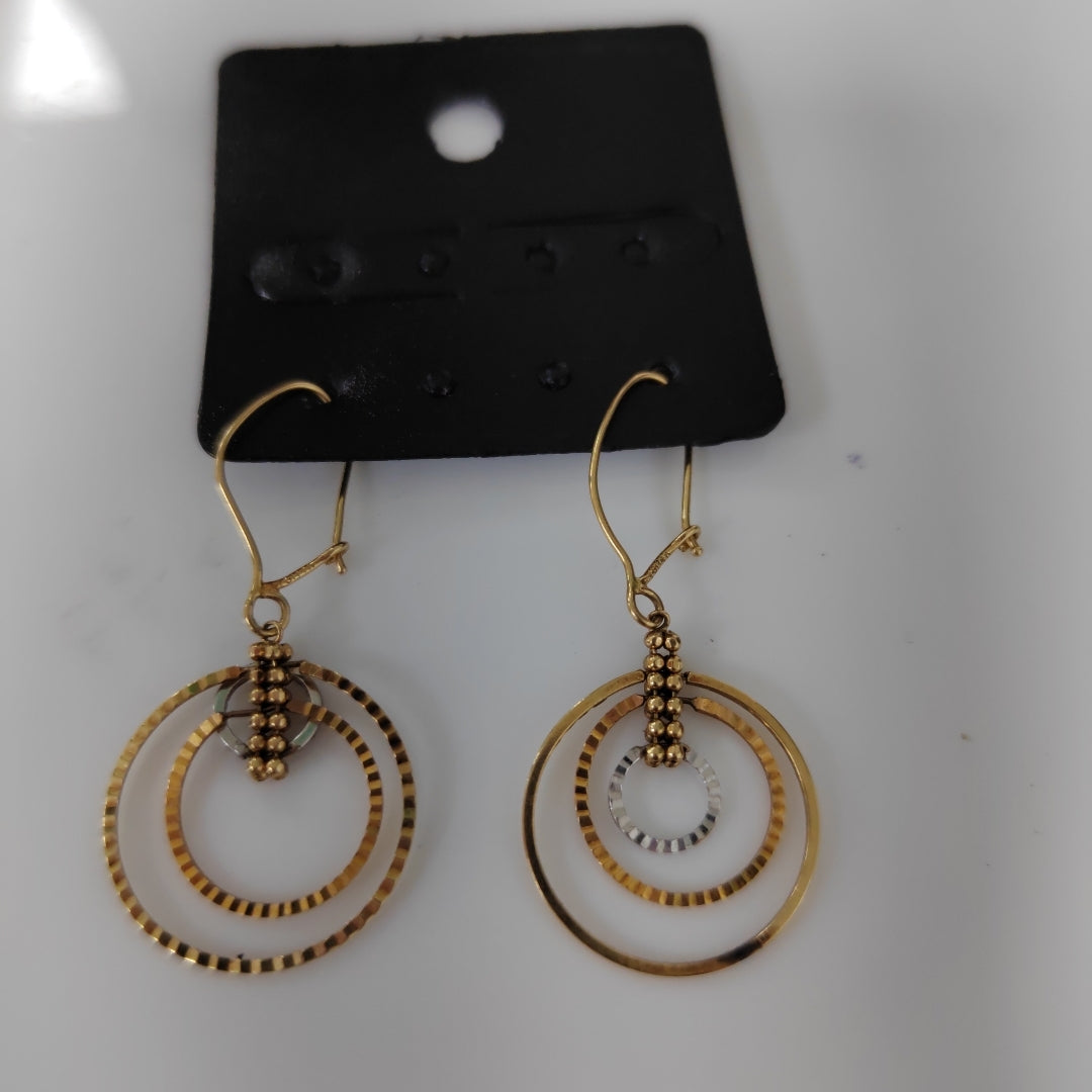 ARETES PAR ORO COMBINADO 14 K 2.1 GRMS (SEMINUEVO)