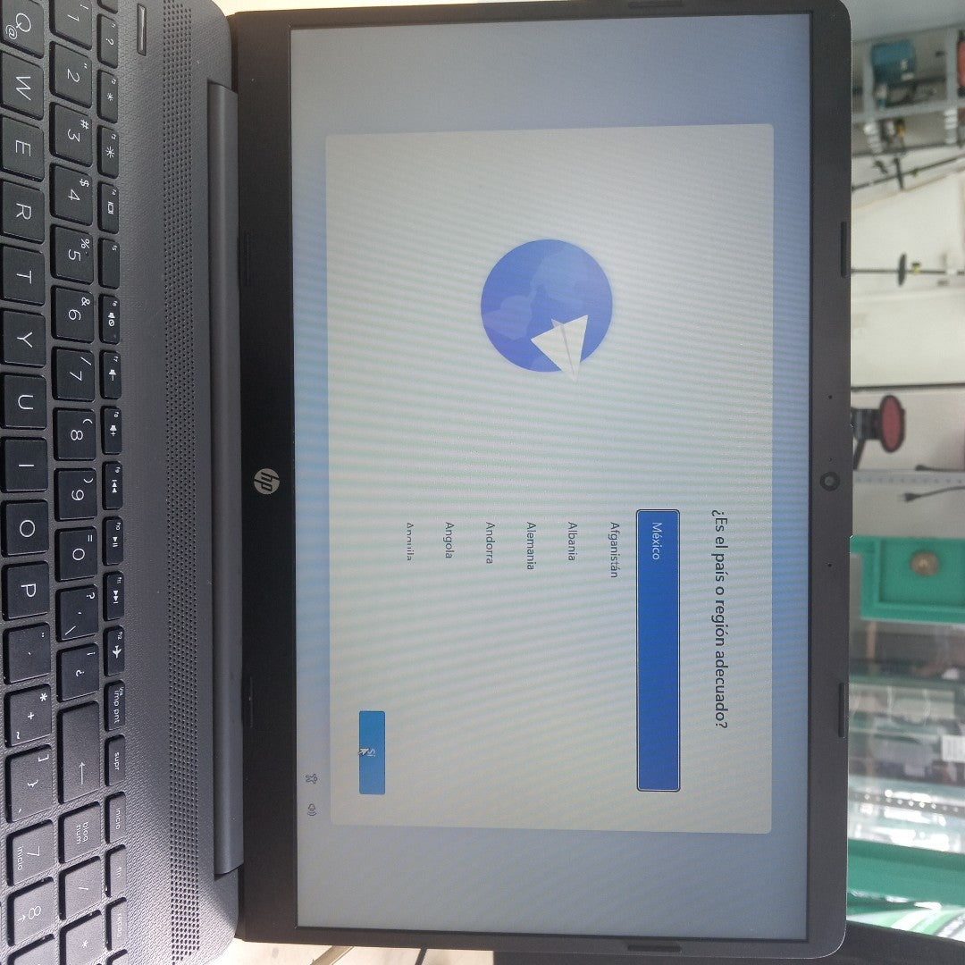 LAPTOP HP 255 G9 (2024) 512 GB SSD 8 GB RAM (SEMINUEVO)