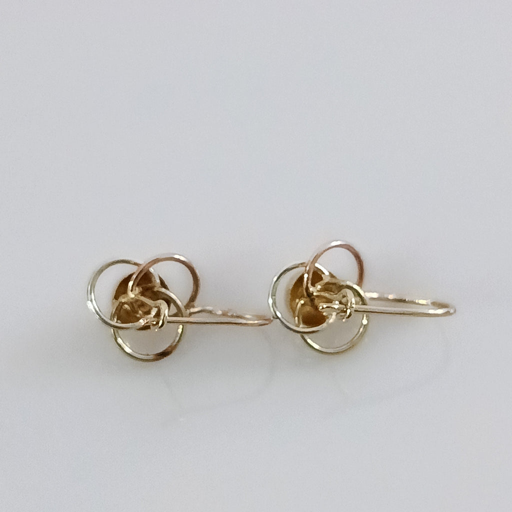 ARETES PAR ORO 14 K 1.7 GRMS (SEMINUEVO)