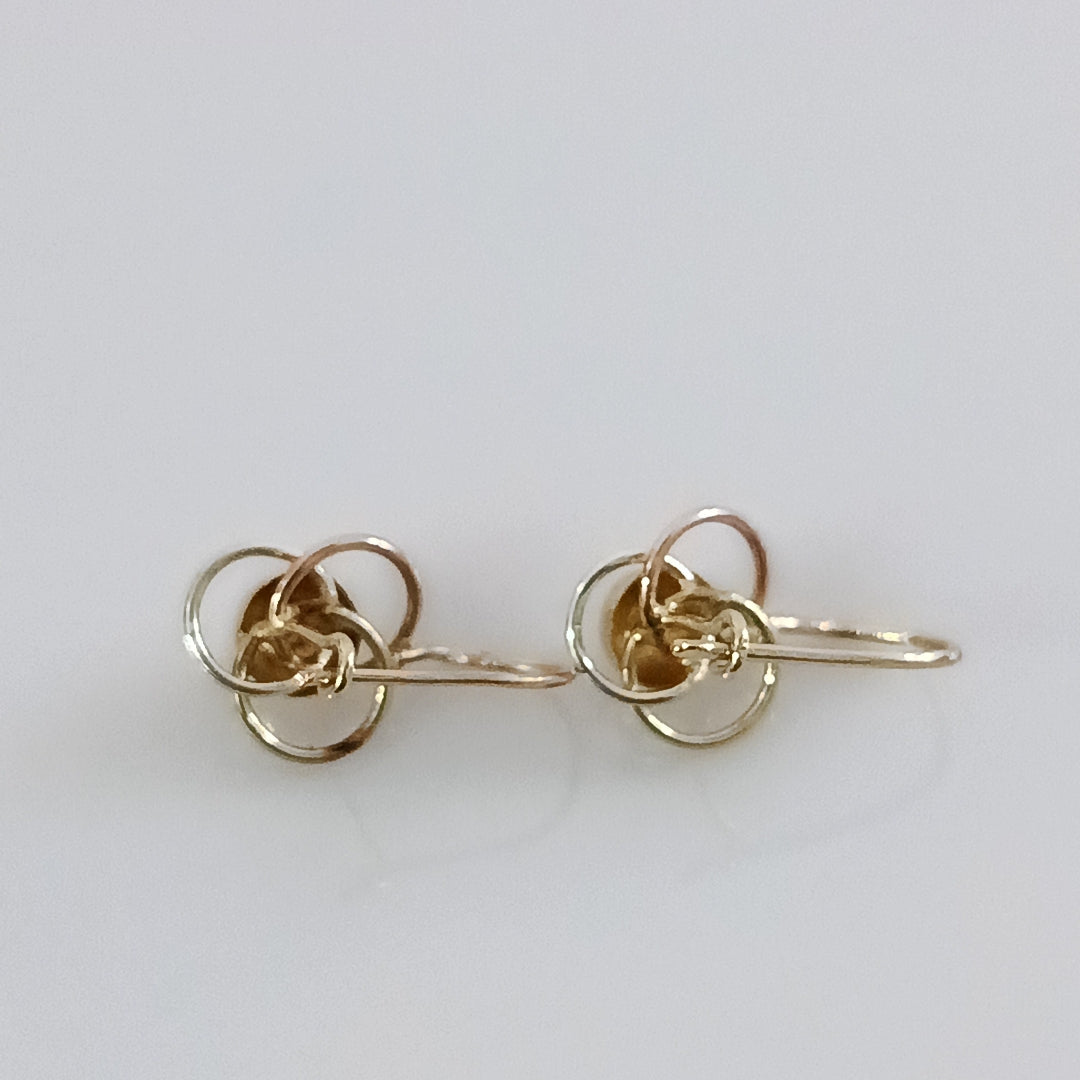 ARETES PAR ORO 14 K 1.7 GRMS (SEMINUEVO)
