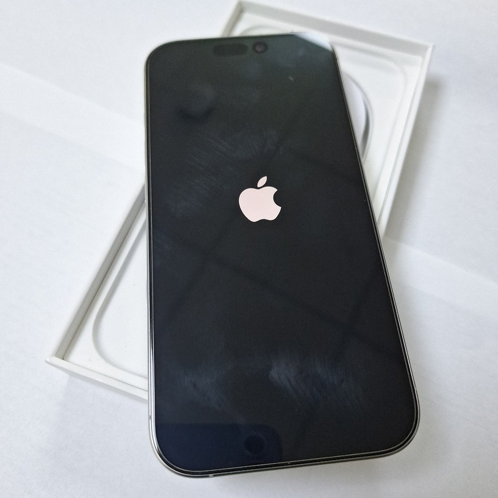 CELULAR APPLE IPHONE 16 PRO A3292 (2024) 1 TB 8 GB RAM (SEMINUEVO)