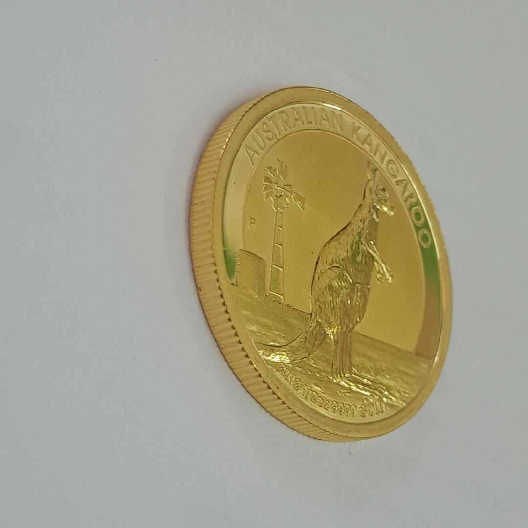 K1 15.5 GRMS 24K IDENTIFICACIÓN MEDALLA CONMEMORATIVA MATERIALES ORO CA (SEMINUEVO)