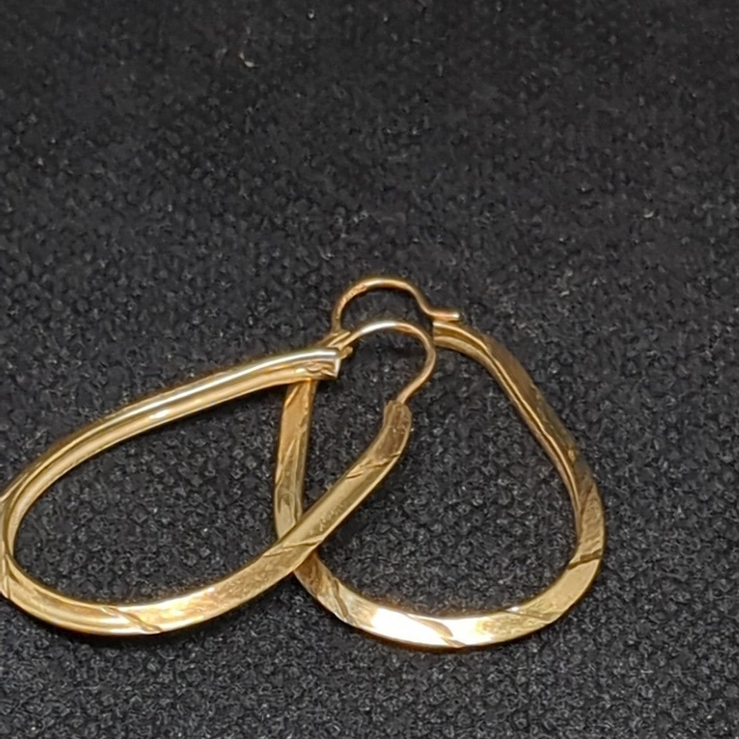 ARRACADAS PAR ORO 10 K 3,60 GRMS (SEMINUEVO)