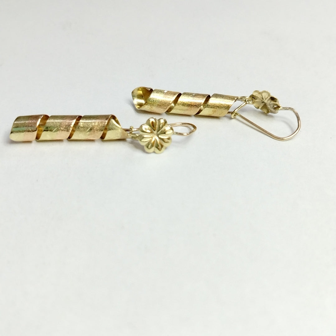 ARETES PAR ORO, ORO COMBINADO 10 K 1.3 GRMS (SEMINUEVO)