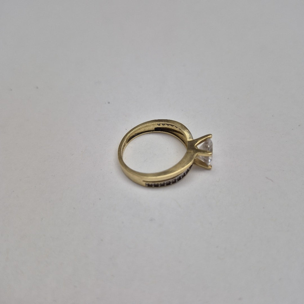 SOLITARIO ORO 10 K 2.5 GRMS (SEMINUEVO)