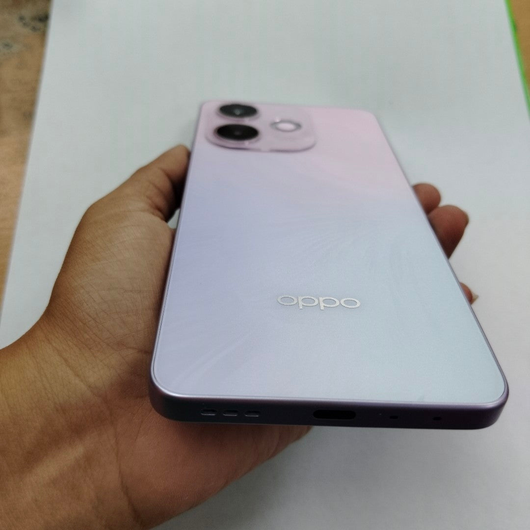CELULAR OPPO A5 PRO 5G CPH2695 (2025) 256 GB 8 GB RAM (SEMINUEVO)