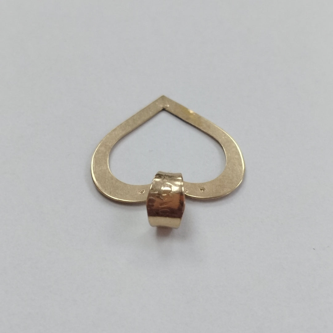 DIJE ORO 10 K 0.6 GRMS (SEMINUEVO)