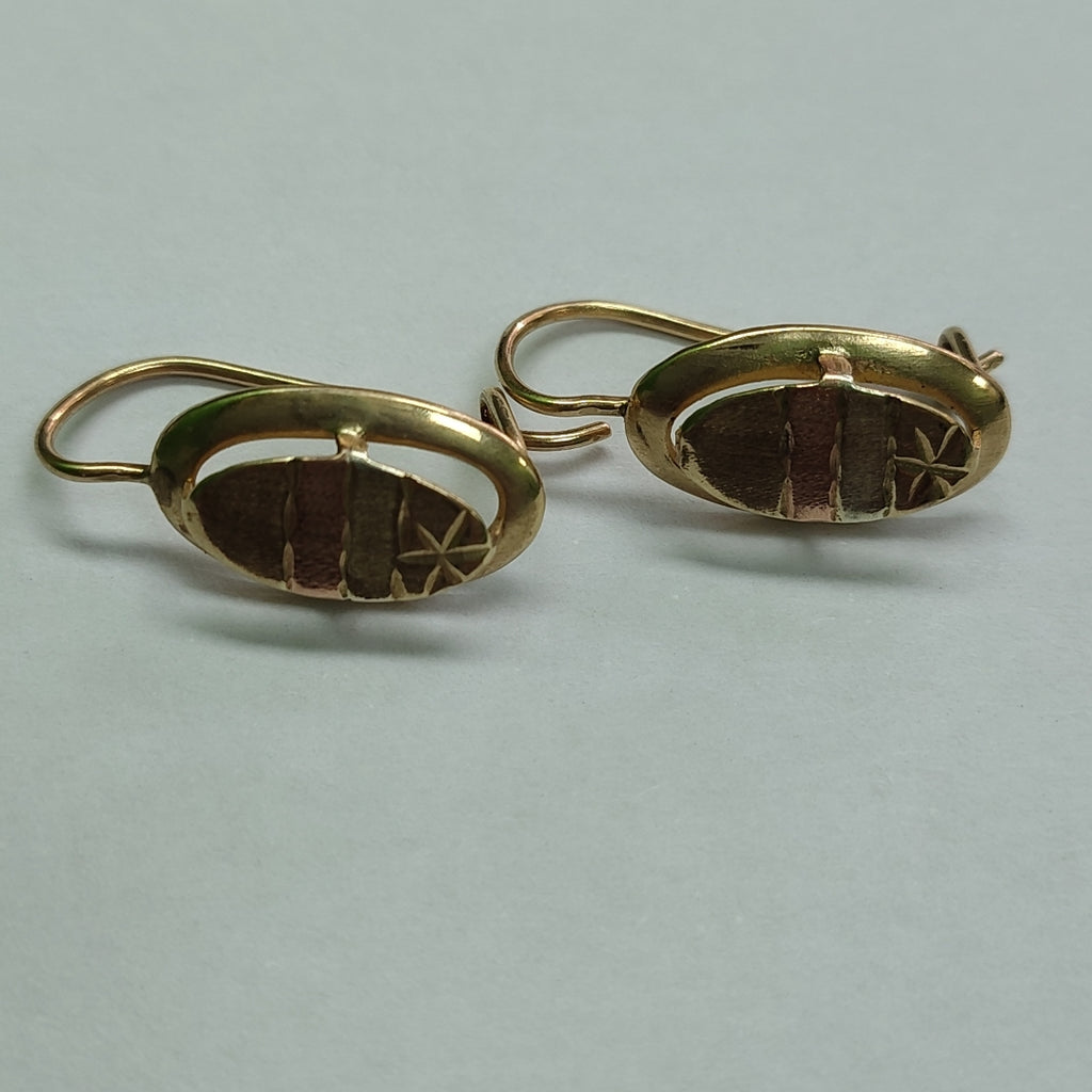 ARETES PAR ORO 8 K 1.5 GRMS (SEMINUEVO)