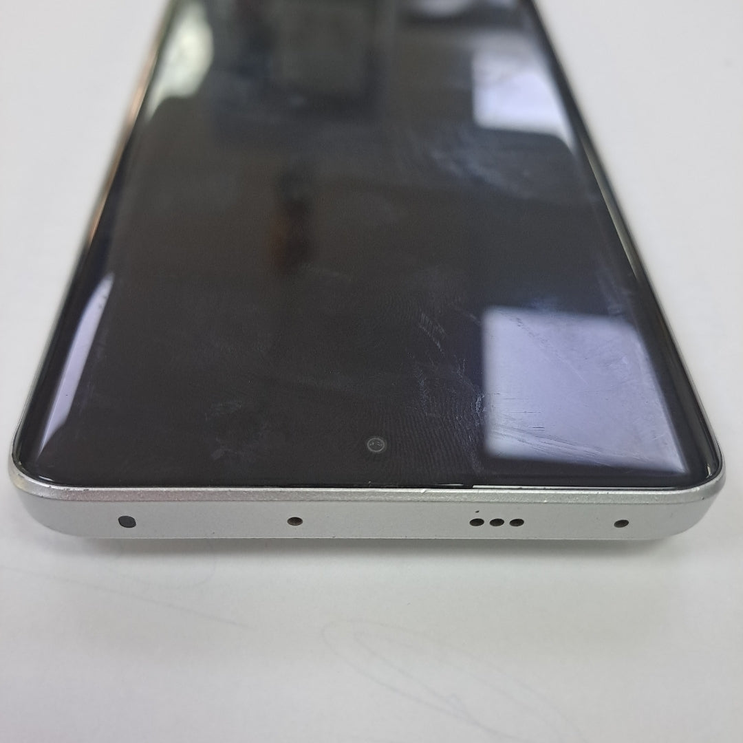 CELULAR XIAOMI REDMI NOTE 13 PRO+ 5G 23090RA98G (2023) 512 GB 16 GB RAM (SEMINUEVO)