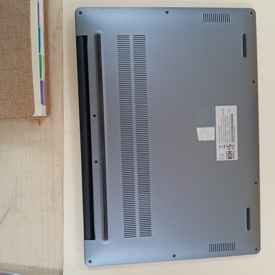 LAPTOP HUAWEI MATEBOOK D14 MDF-X (2024) 512 GB SSD 16 GB RAM (SEMINUEVO)