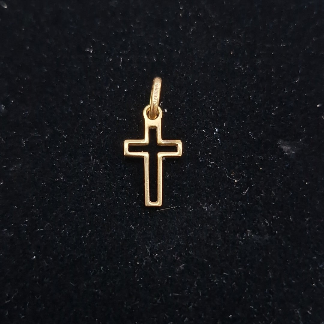 CRUZ, DIJE ORO 14 K 0.6 GRMS (SEMINUEVO)