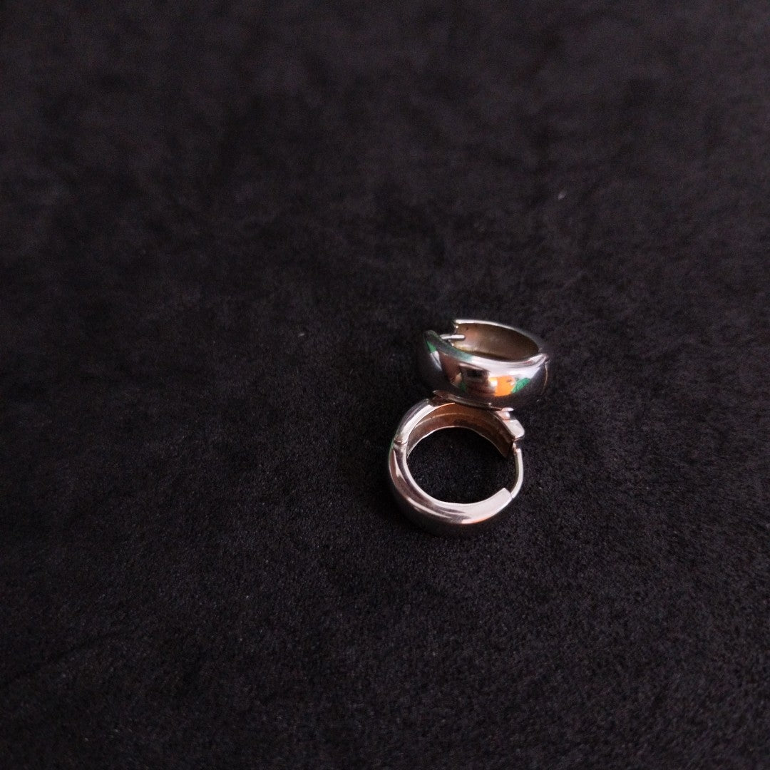 ARRACADAS PAR ORO BLANCO 14 K 2,10 GRMS (SEMINUEVO)
