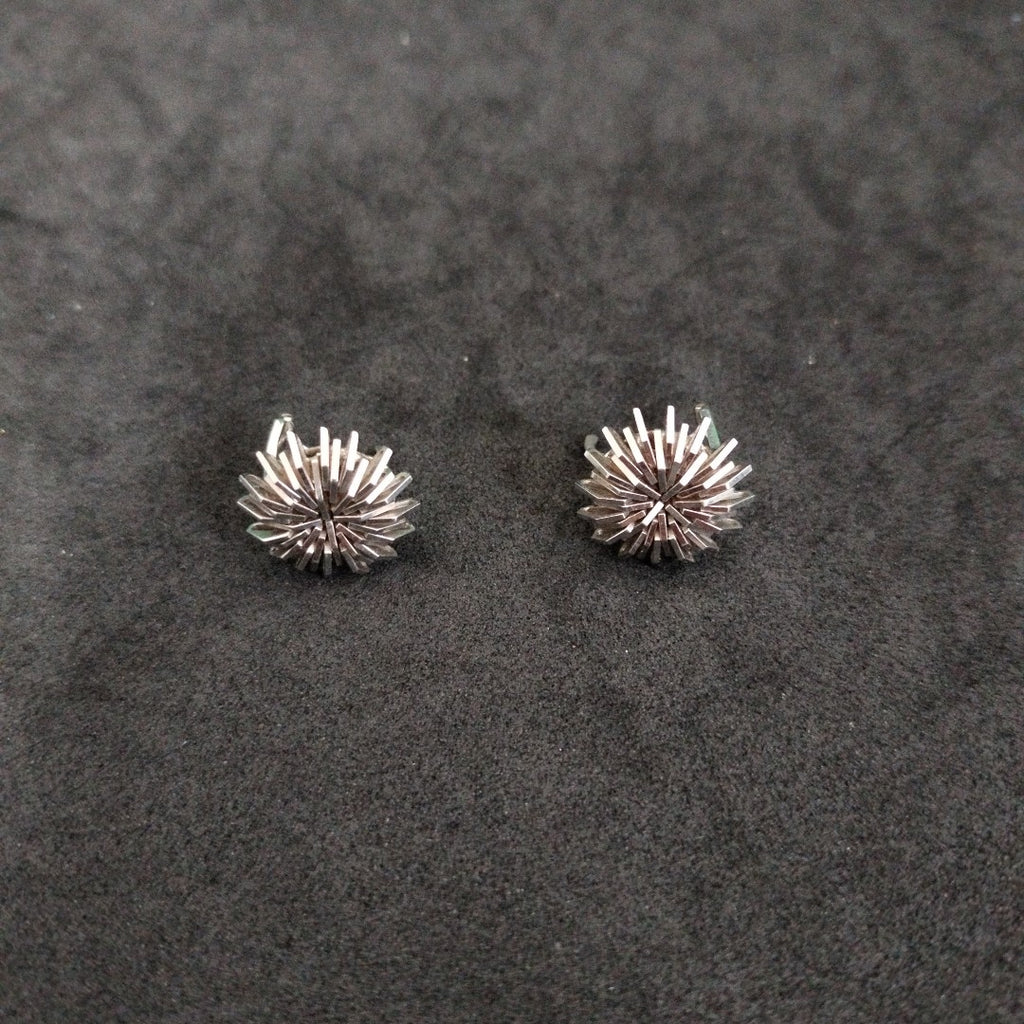 ARETES PAR ORO BLANCO 18 K 8.5 GRMS (SEMINUEVO)