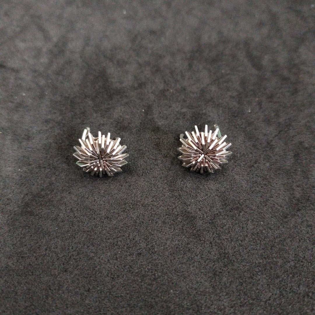 ARETES PAR ORO BLANCO 18 K 8.5 GRMS (SEMINUEVO)