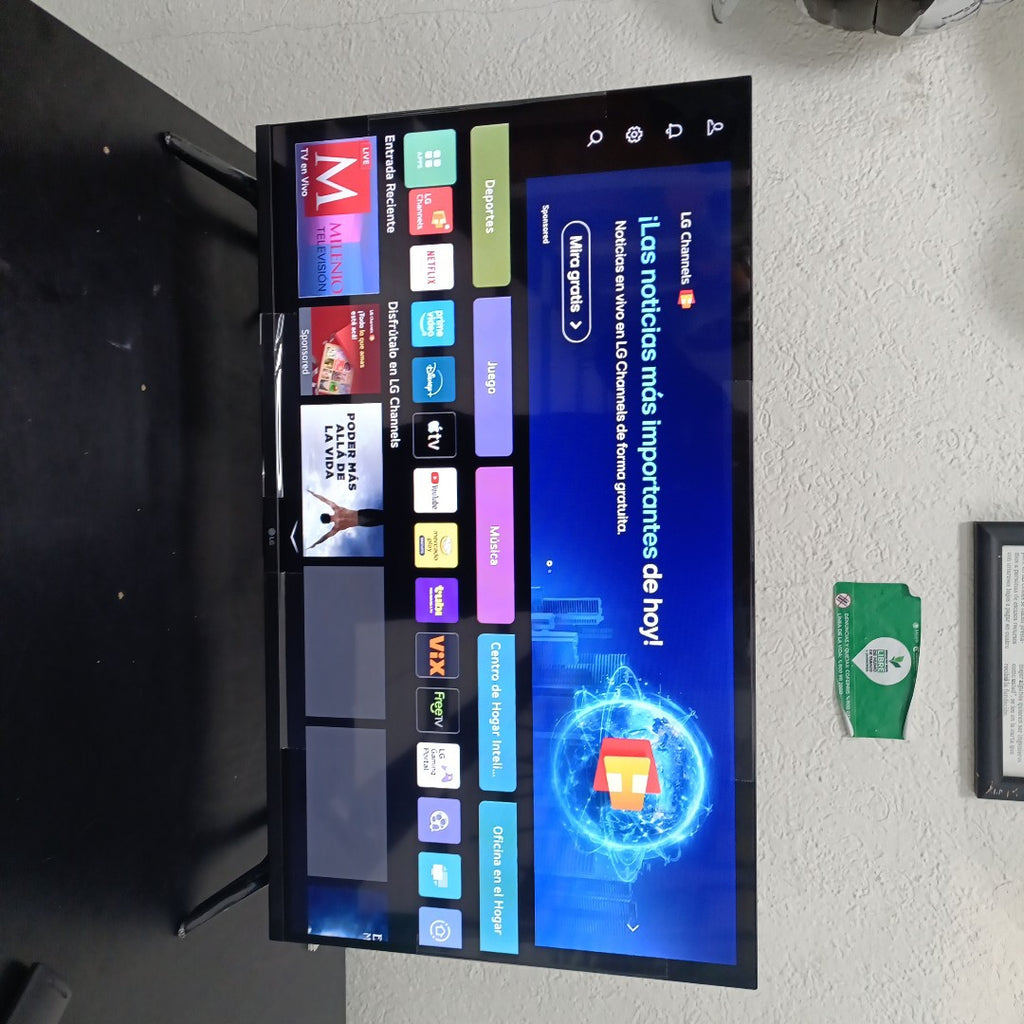 PANTALLA LG 32LR600BPSC (2025) 32" LED HD (SEMINUEVO)