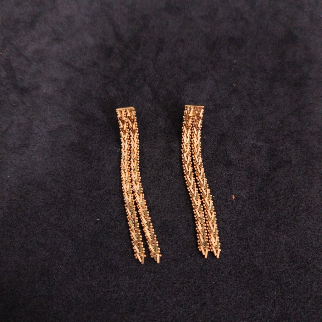 ARETES PAR ORO 18 K 6.9 GRMS (SEMINUEVO)