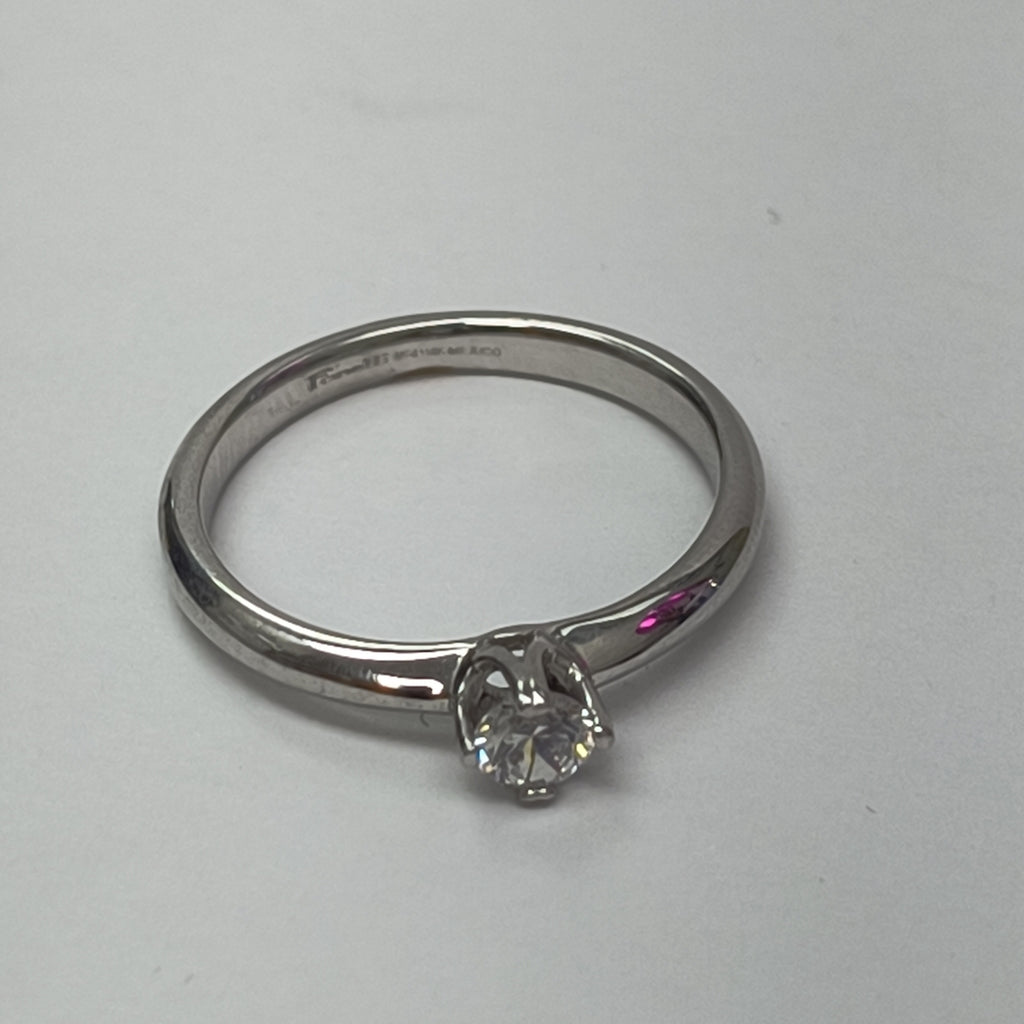 SOLITARIO ORO, ORO BLANCO 14 K 2.7 GRMS (SEMINUEVO)
