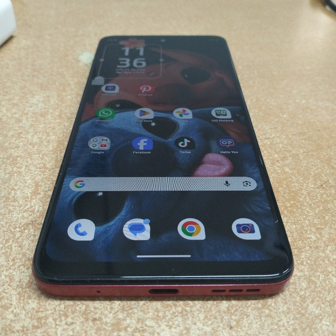CELULAR MOTOROLA MOTO G05 XT2523-2 (2025) 128 GB 4 GB RAM (SEMINUEVO)