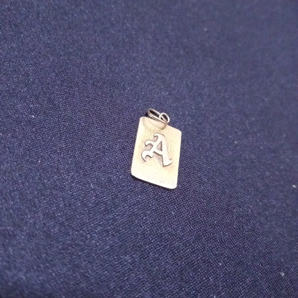 DIJE ORO 10 K 1.9 GRMS (SEMINUEVO)
