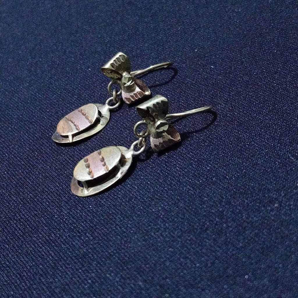 ARETES PAR ORO,ORO COMBINADO 10 K 2,30 GRMS (SEMINUEVO)