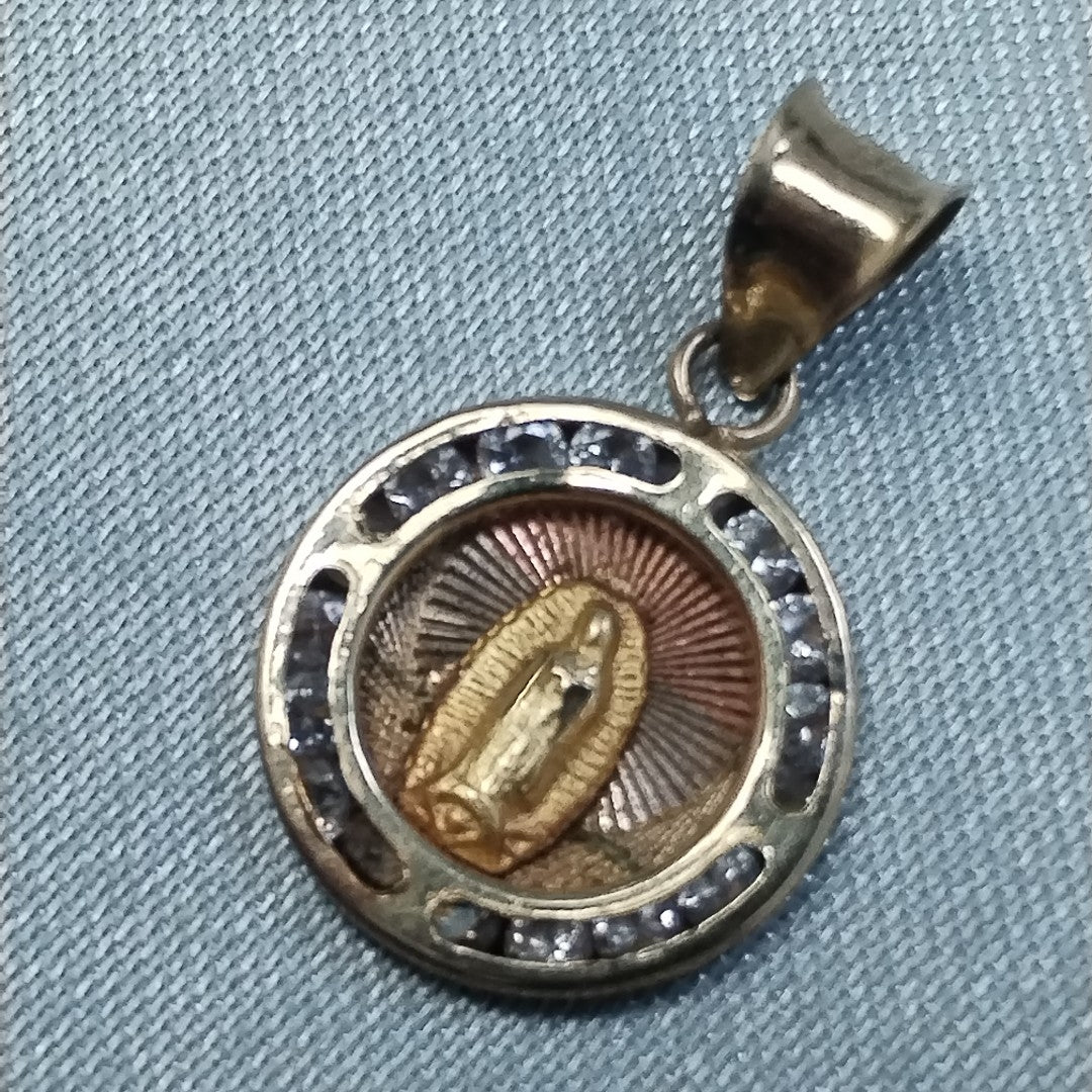 DIJE ORO 10 K 0.6 GRMS (SEMINUEVO)