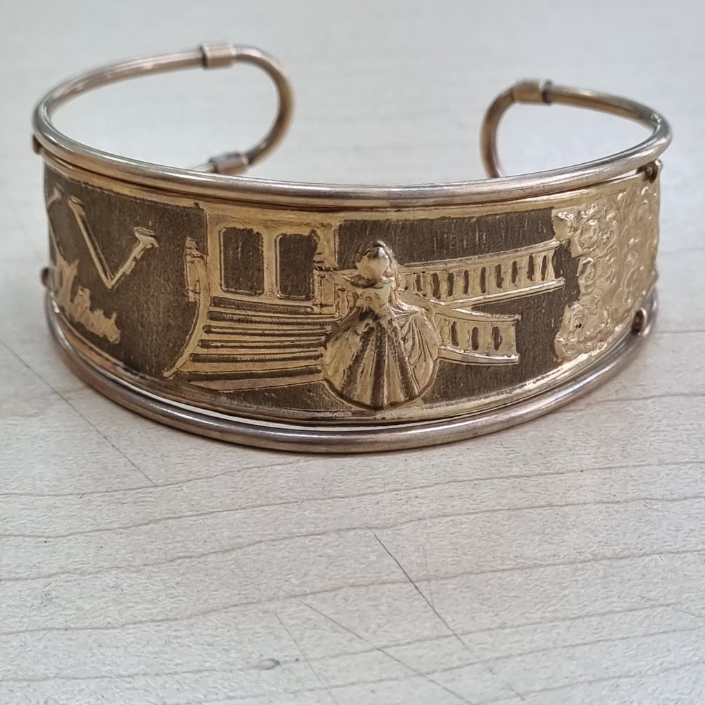 PULSERA RIGIDA ORO 10 K 12.1 GRMS (SEMINUEVO)