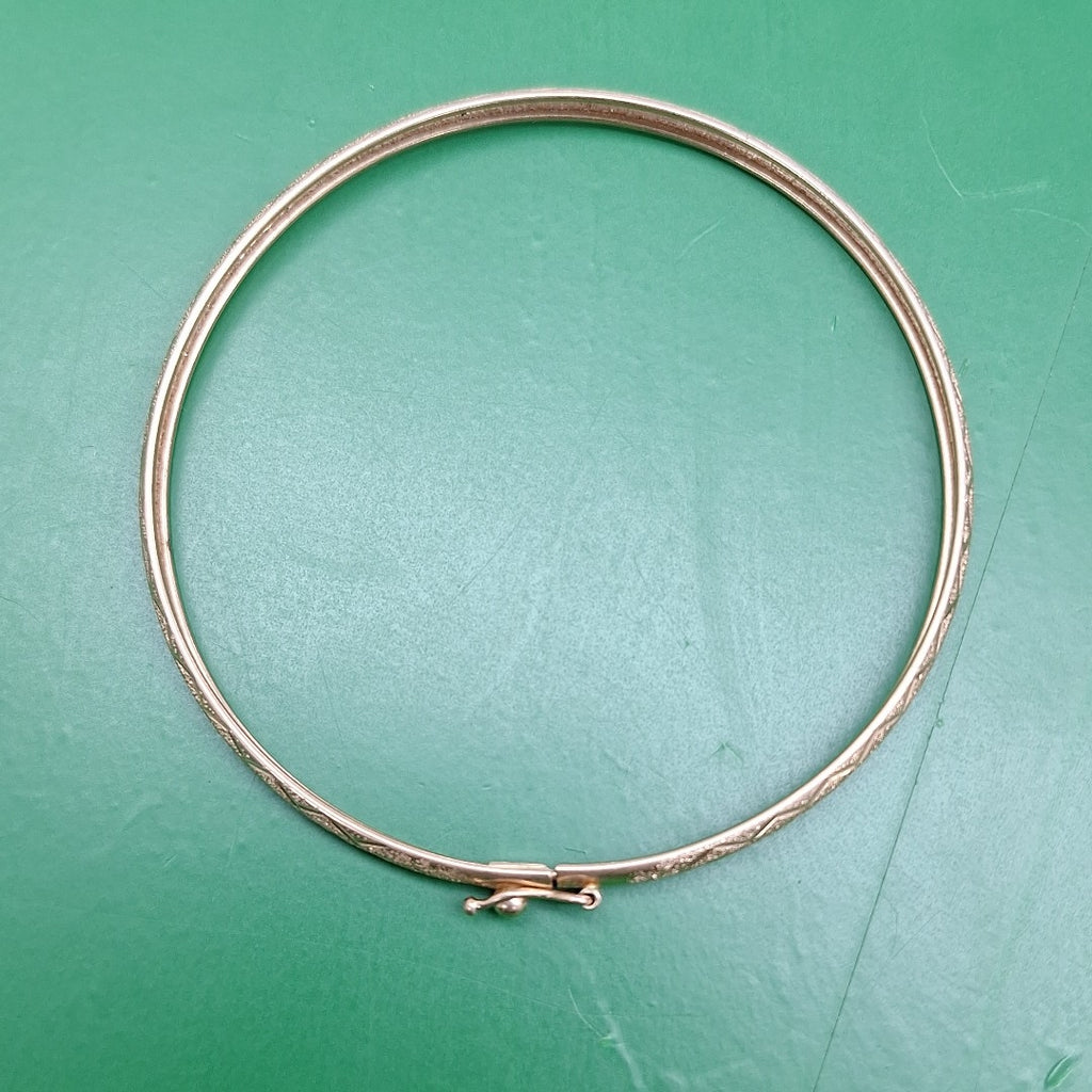 PULSERA RIGIDA ORO 14 K 4.2 GRMS (SEMINUEVO)