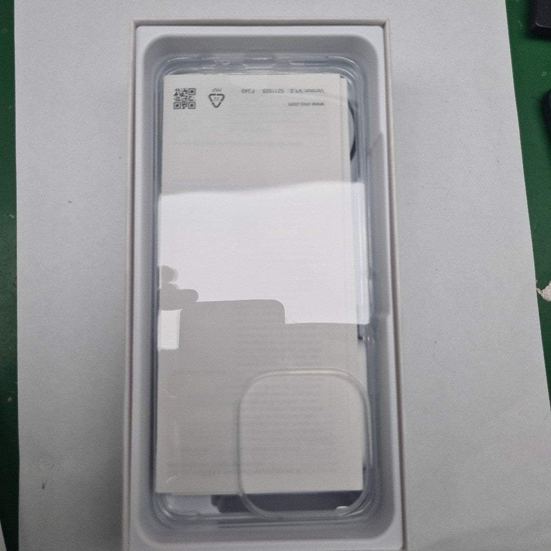 CELULAR VIVO Y28 V2352 256 GB 8 GB RAM (SEMINUEVO)