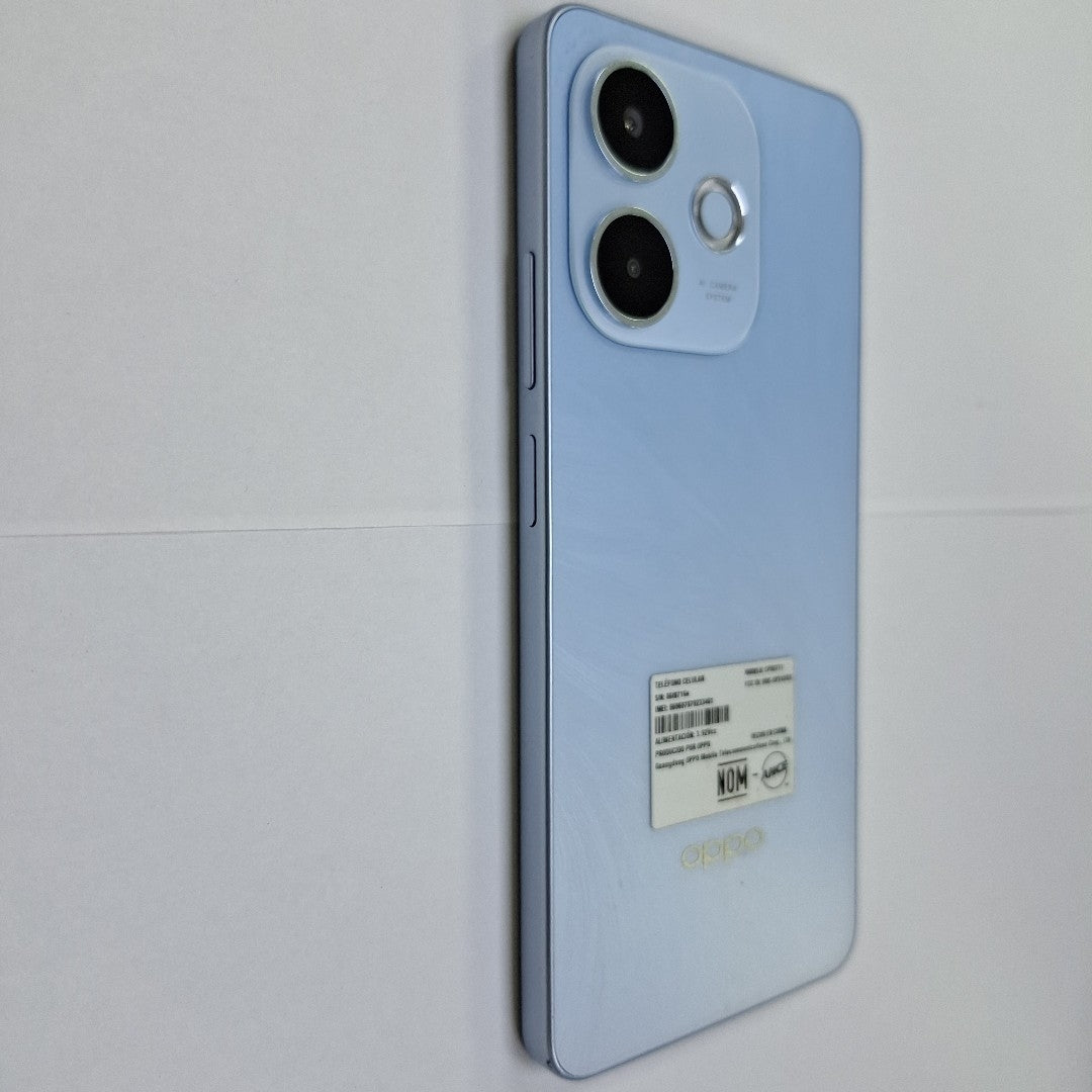 CELULAR OPPO A5 PRO CPH2711 (2025) 256 GB 8 GB RAM (SEMINUEVO)
