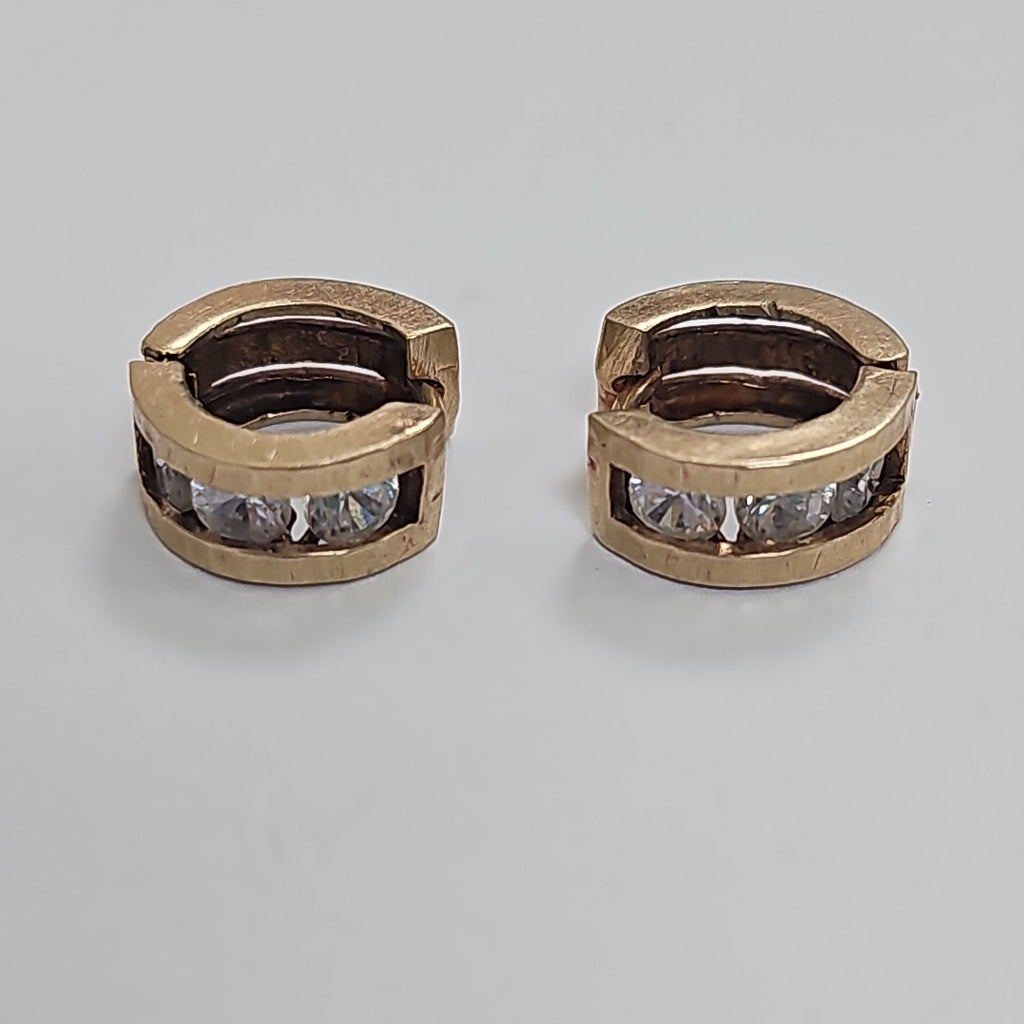 ARRACADAS PAR ORO 14 K 3.3 GRMS (SEMINUEVO)