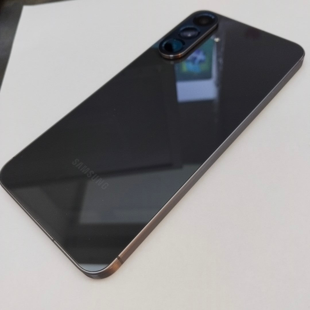 CELULAR SAMSUNG GALAXY A56 SM-A566E (2025) 256 GB 8 GB RAM (SEMINUEVO)