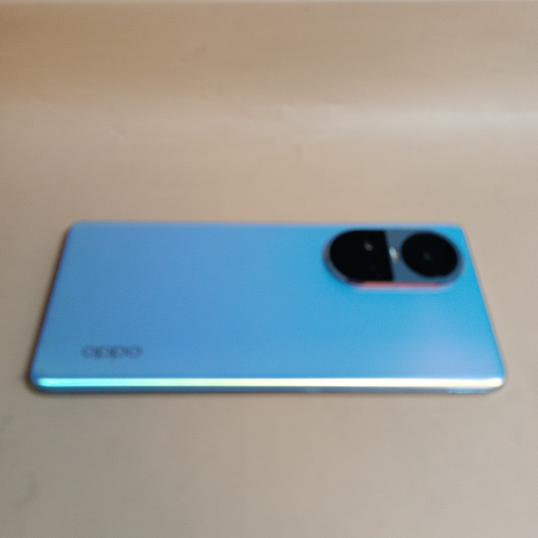 CELULAR OPPO RENO 10 CPH2531 (2023) 256 GB 8 GB RAM (SEMINUEVO)