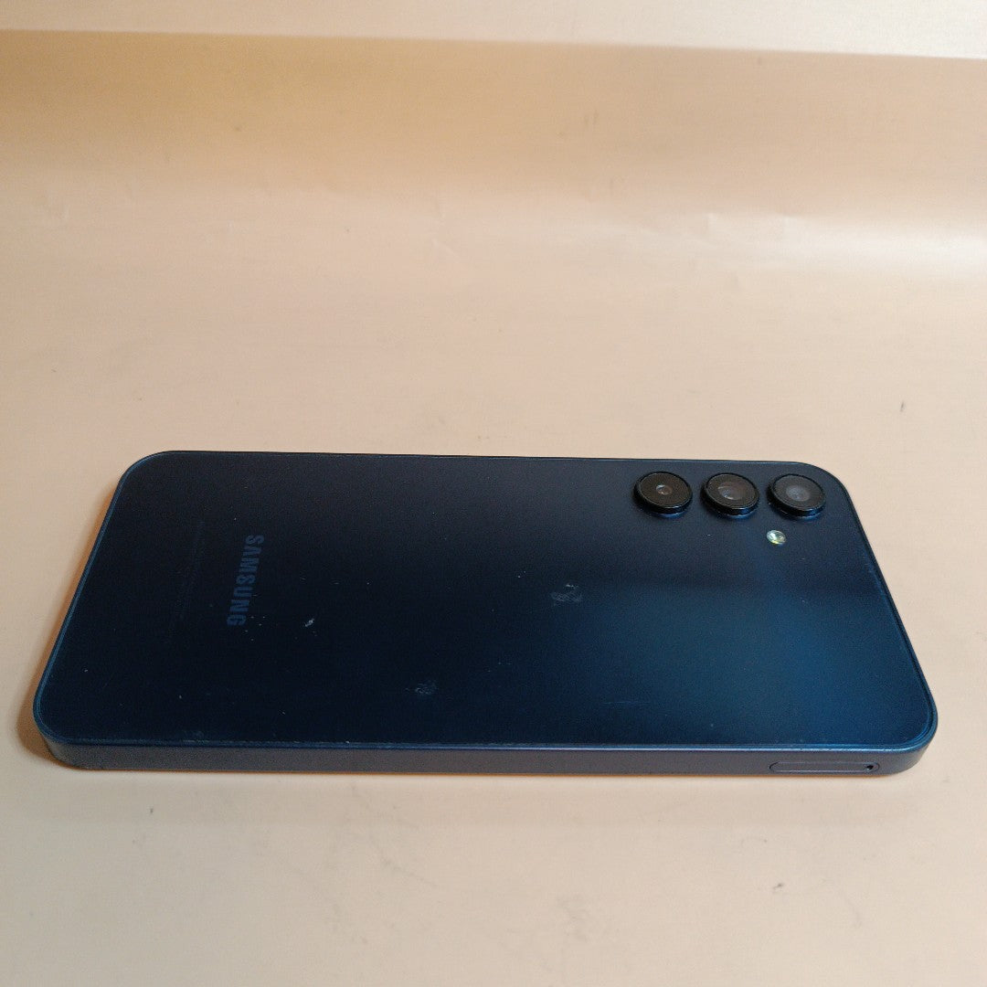 CELULAR SAMSUNG GALAXY A15 5G SM-A156M (2023) 128 GB 6 GB RAM (SEMINUEVO)