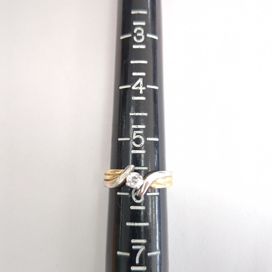 SOLITARIO ORO 14 K 4.8 GRMS (SEMINUEVO)