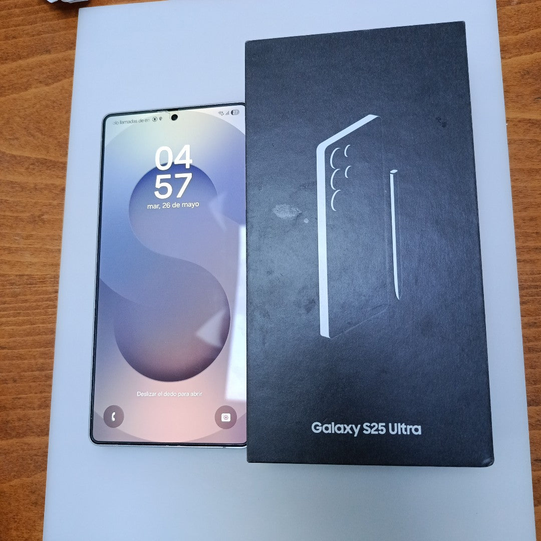 CELULAR SAMSUNG GALAXY S25 ULTRA SM-S938B (2025) 256 GB 12 GB RAM (SEMINUEVO)