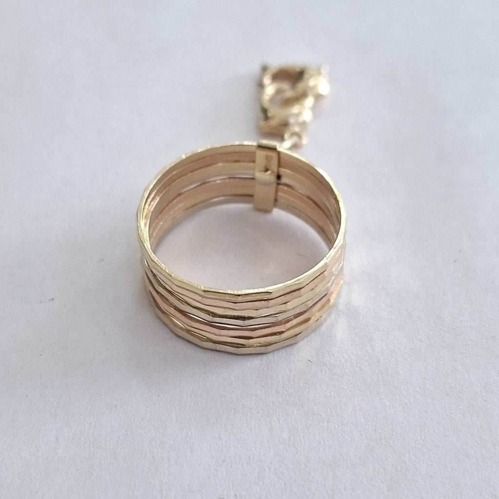 ANILLO,SEMANARIO DE ARGOLLAS ORO 14 K 4,40 GRMS (SEMINUEVO)