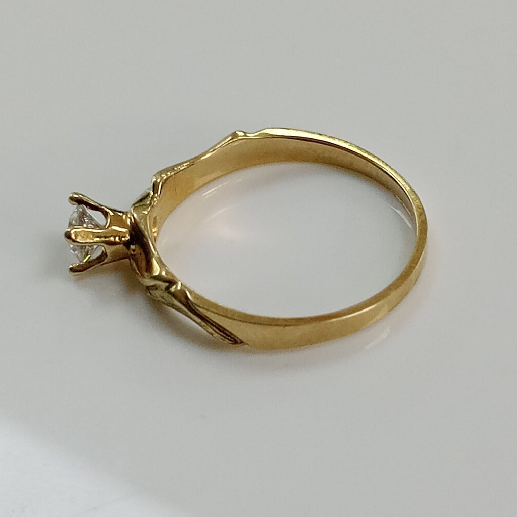 ANILLO, SOLITARIO ORO 10 K 1.7 GRMS (SEMINUEVO)