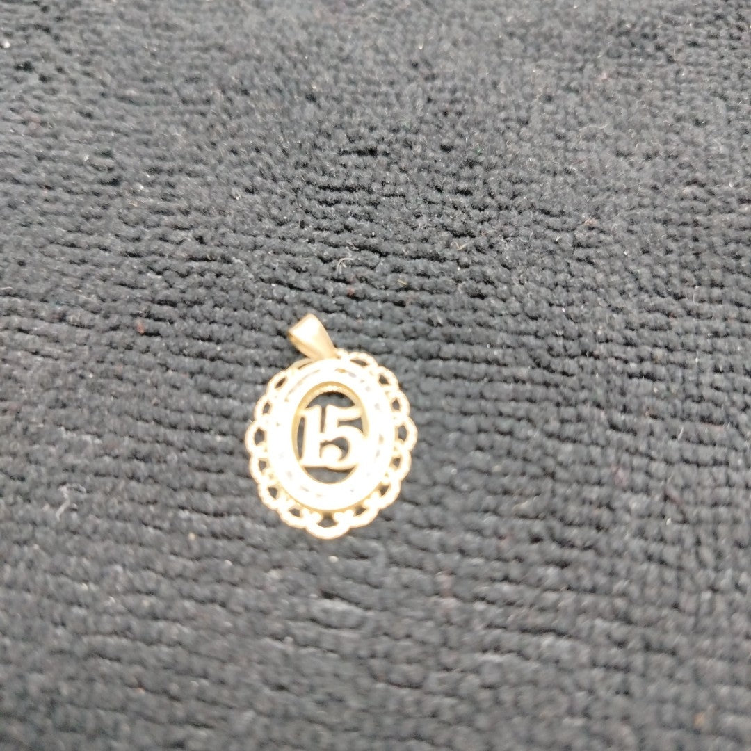 DIJE ORO 10 K 0.8 GRMS (SEMINUEVO)