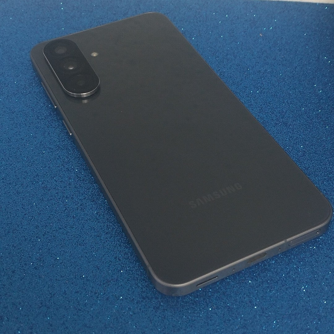 CELULAR SAMSUNG GALAXY A56 SM-A566E (2025) 128 GB 8 GB RAM (SEMINUEVO)