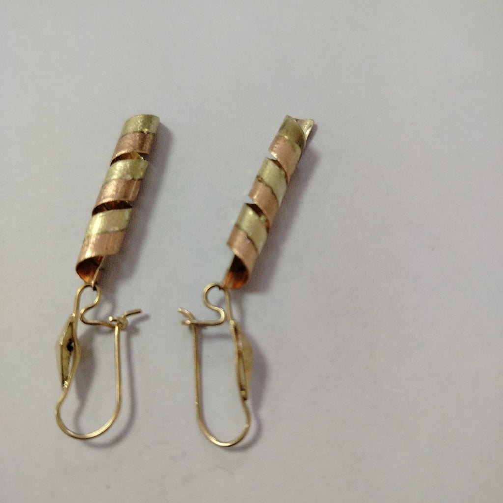 ARETES PAR ORO 8 K 2,80 GRMS (SEMINUEVO)