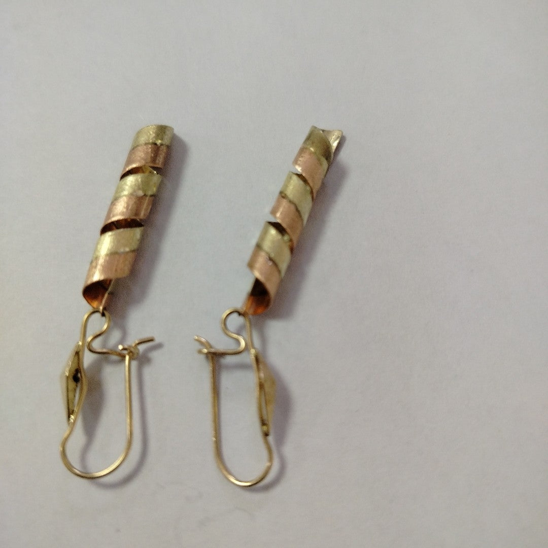 ARETES PAR ORO 8 K 2,80 GRMS (SEMINUEVO)